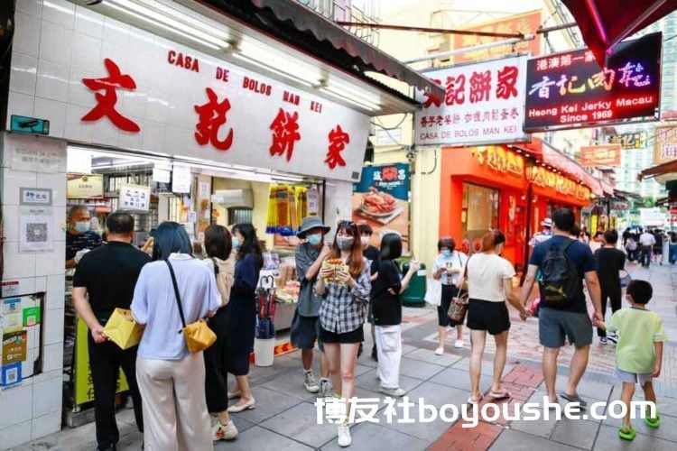澳门2022年旅客总消费181.7亿澳门元
澳门2022年旅客总消费181.7亿澳门元