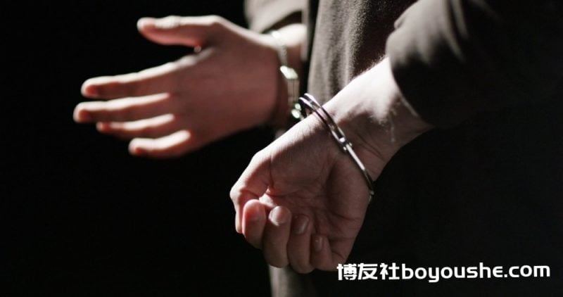 从赌客到赌博平台代理商,被告人涉嫌开设赌场罪被起诉
从赌客到赌博平台代理商,被告人涉嫌开设赌场罪被起诉