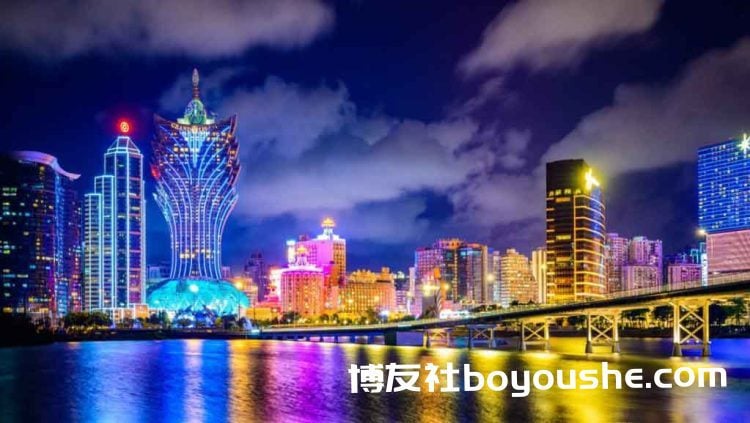因通关政策收紧,澳门博彩总收入过去7日暴跌53%
因通关政策收紧,澳门博彩总收入过去7日暴跌53%