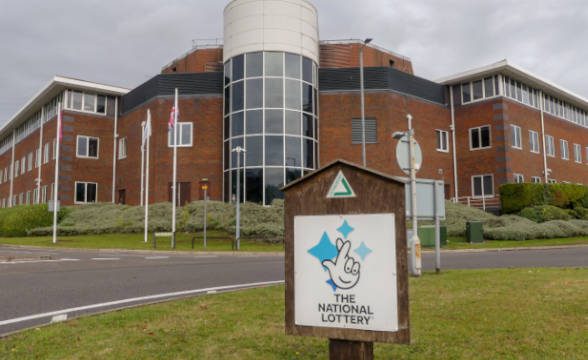 英国又有一张百万彩票被领走
英国又有一张百万彩票被领走