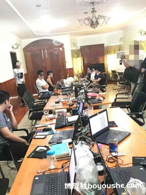 嘉兴公安抓获跨境赌博嫌疑人2345人!
嘉兴公安抓获跨境赌博嫌疑人2345人!