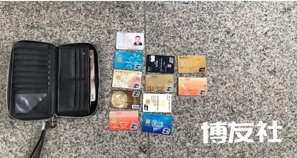 涉案资金流水达100余万!吉林松原一男子贩卖银行卡被警方抓获!
涉案资金流水达100余万!吉林松原一男子贩卖银行卡被警方抓获!
